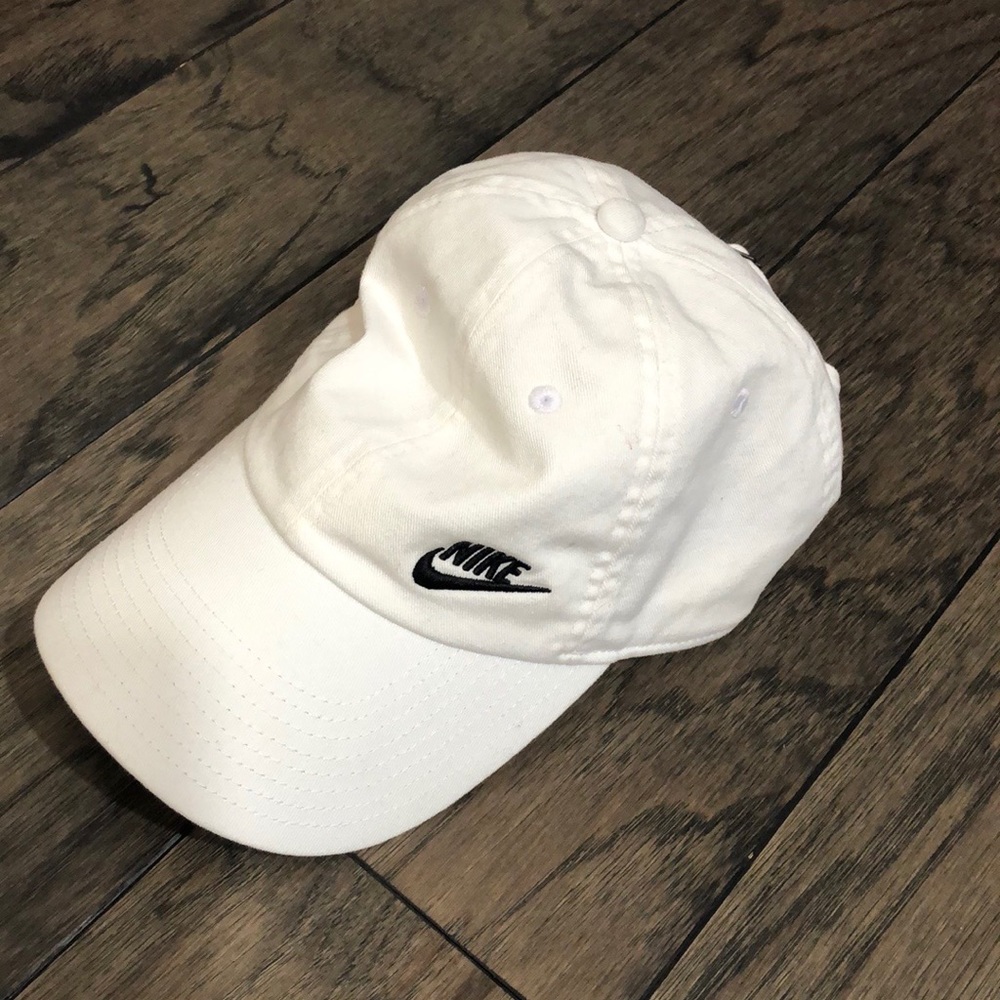 Nike white hat